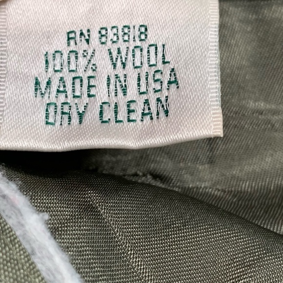 Austin Reed Gray Skirt Wool Pleated Below the Knee Skirt Size 12 Long Skirt - Picture 9 of 13